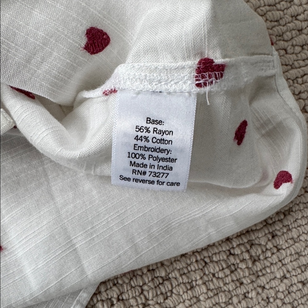 Lauren Conrad Embroidered Heart Blouse NWOT - Picture 5 of 5